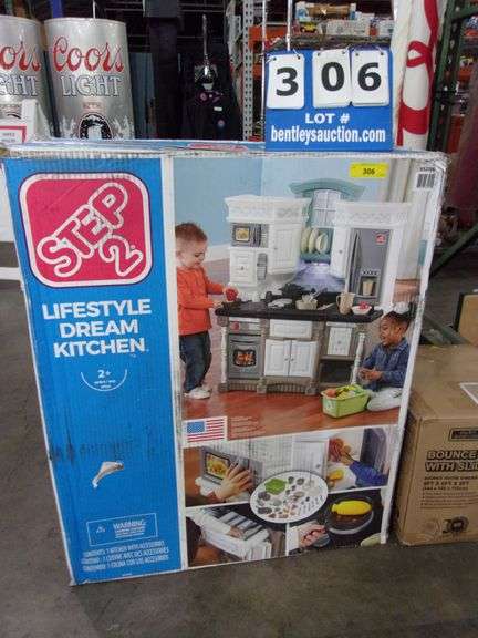 STEP 2 LIFESTYLE DREAM KITCHEN KID'S PLAY SET - Bentley & Associates, LLC