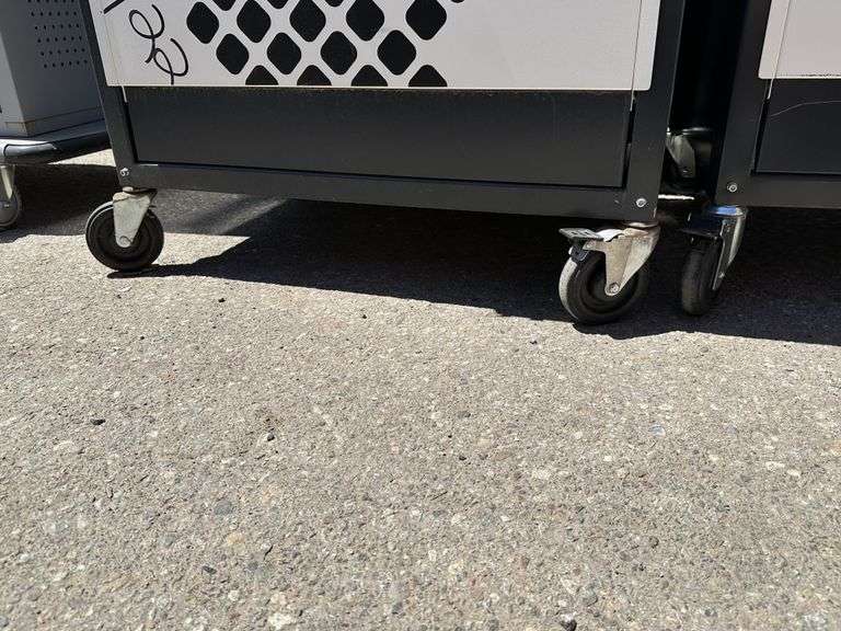 LOCK N CHARGE EVO 40 LAPTOP CART Bentley & Associates, LLC