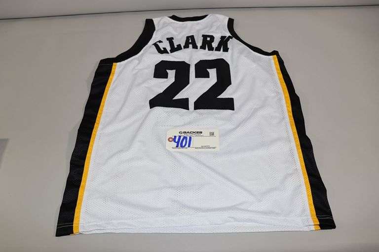 Caitlin Clark Iowa Hawkeyes M custom stitched jersey Backes