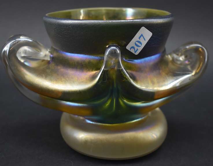 Iridescent Art Glass Vase Signed HAT (Herb A Thomas) BHD Auctions