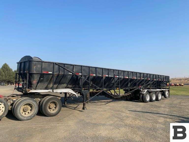 1985 Farmbed Self Unloading Trailer Booker Auction Company