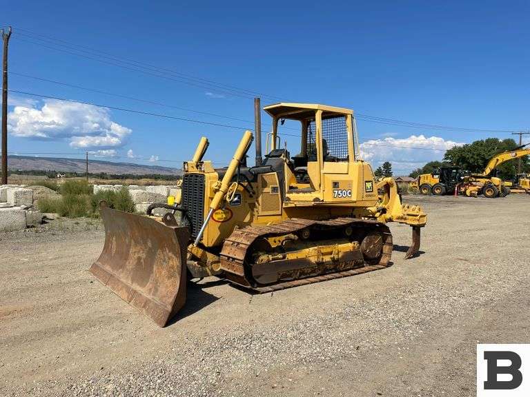 1999 John Deere 750C Dozer Booker Auction Company
