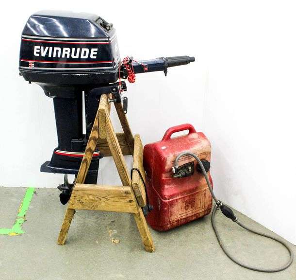 Evinrude Outboard Motor Model E6RENM Outboard Marine Corporation