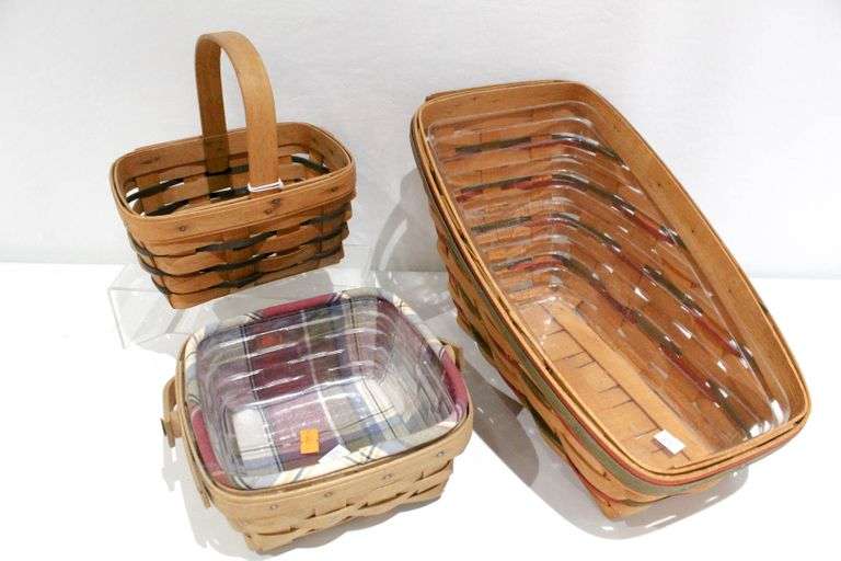 Longaberger Baskets. Two with liners. Three items. Bunting Online