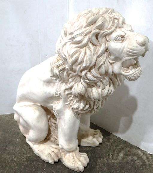 Toscano Style Lion Statue 21 x 28 x 12 Bunting Online Auctions