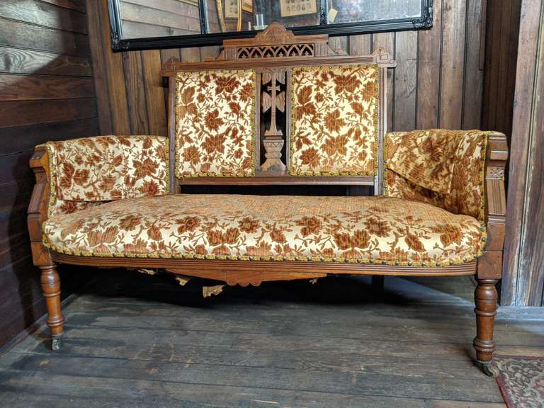 Victorian Era Loveseat Sofa Bid On Estates Auction Services