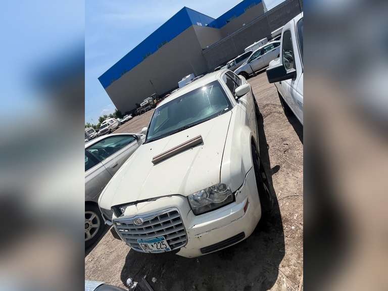 2007 Chrysler 300 2007 CHRYSLER 300 - Cedar Towing & Auction