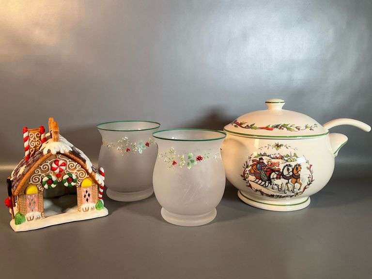 (2) Pfaltzgraff Winterberry Frosted Hurricane Candle Holders, a