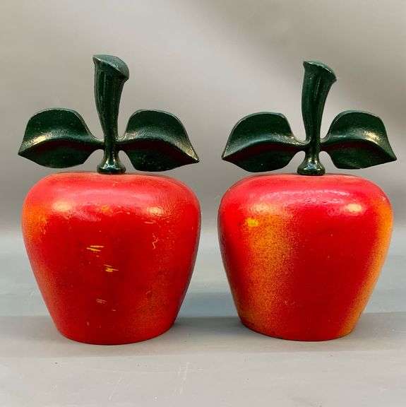 Cast Iron Apple Bookends, 8” Tall, Location stage six Coastal