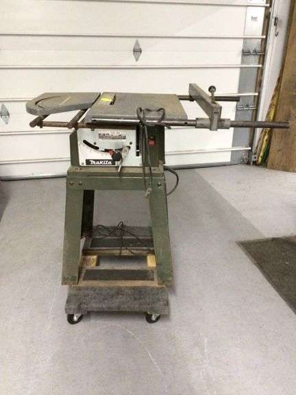 10" MAKITA TABLE SAW - Currie Auction Service