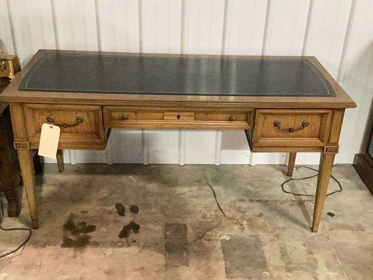 Vintage Leather Top Desk Diamond G Auctioneers