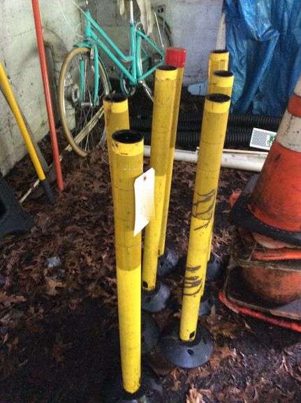 7 Safety Markers - Duck Soup Auctions