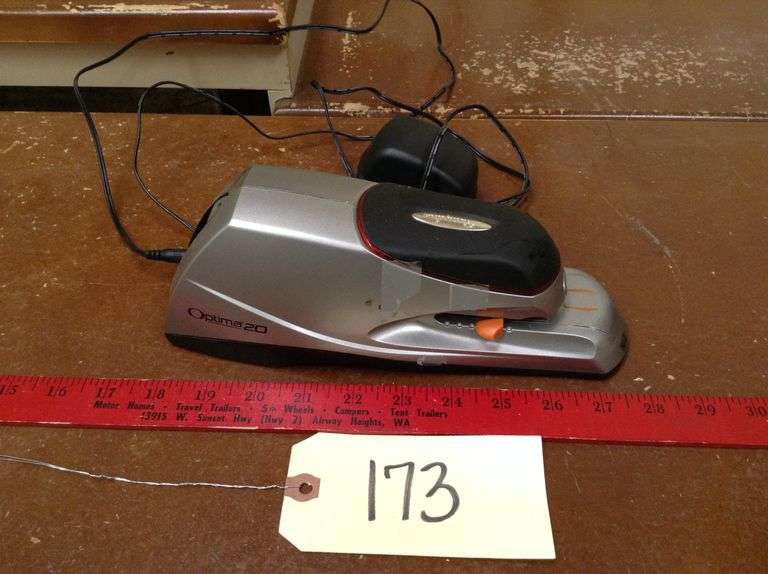 Swingline Optima 20 Electric Stapler Duck Soup Auctions