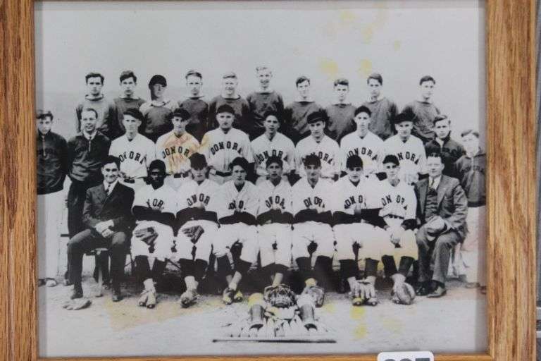 Donora High School Baseball Team Photo with Stan Musial Signature