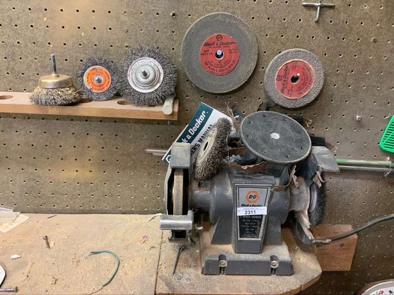5" Black and Decker Grinder and Wire Wheels *MUST BRING TOOLS TO REMOVE