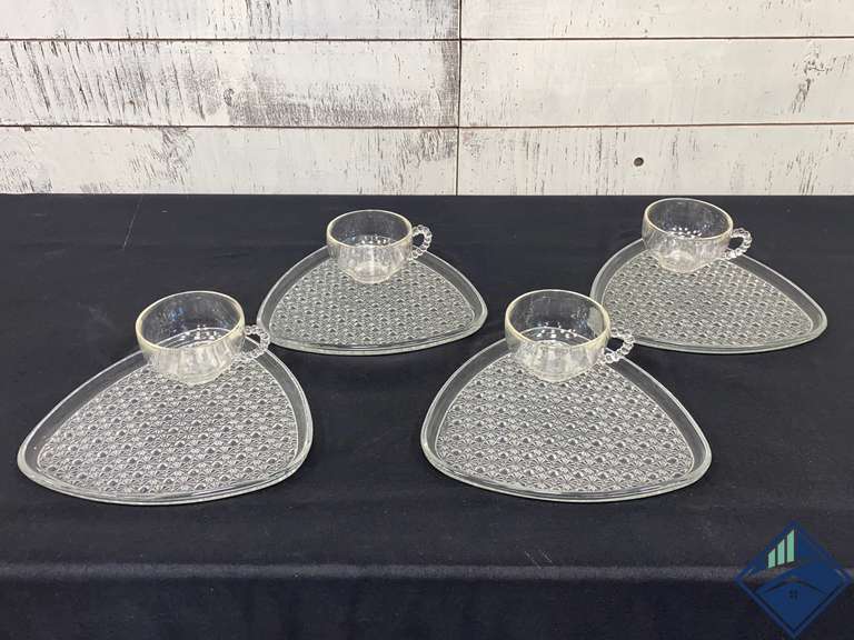 Antique Crystal Daisy & Button Snack Set (4) Cups And Plates, Indiana