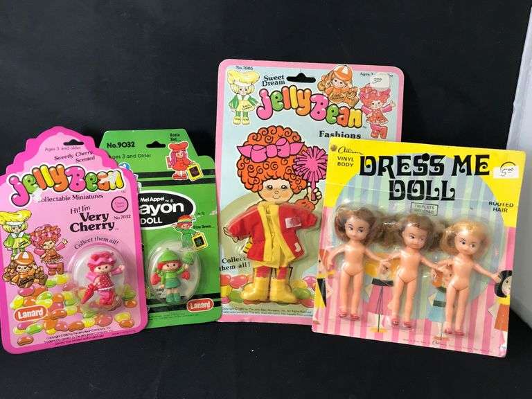 Vintage Novelty Toys Dolls Estate Details