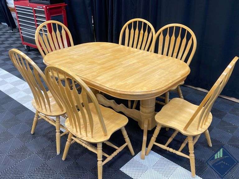 Beautiful Maple Dining Room Table with 6 Chairs Estate Details