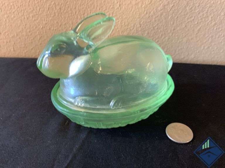 Vintage Pressed Green Glass Rabbit Dish Estate Details