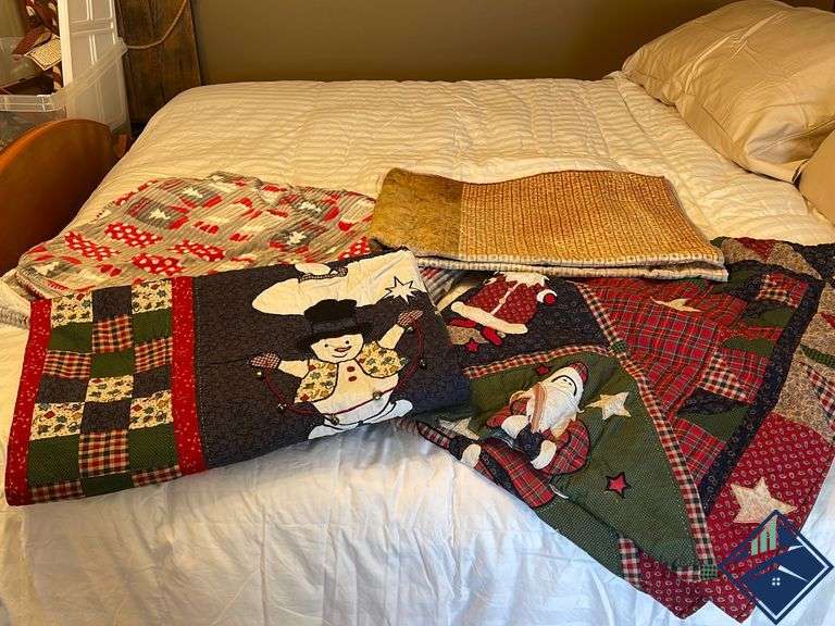 Christmas Blankets & Quilts Estate Details