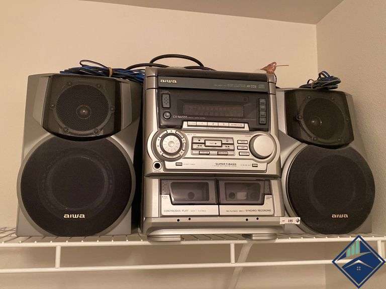 Aiwa Super T Bass Stereo System with Speakers Estate Details