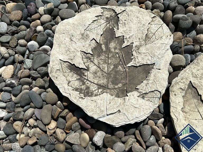 Leaf Print Yard Stepping Stones Estate Details