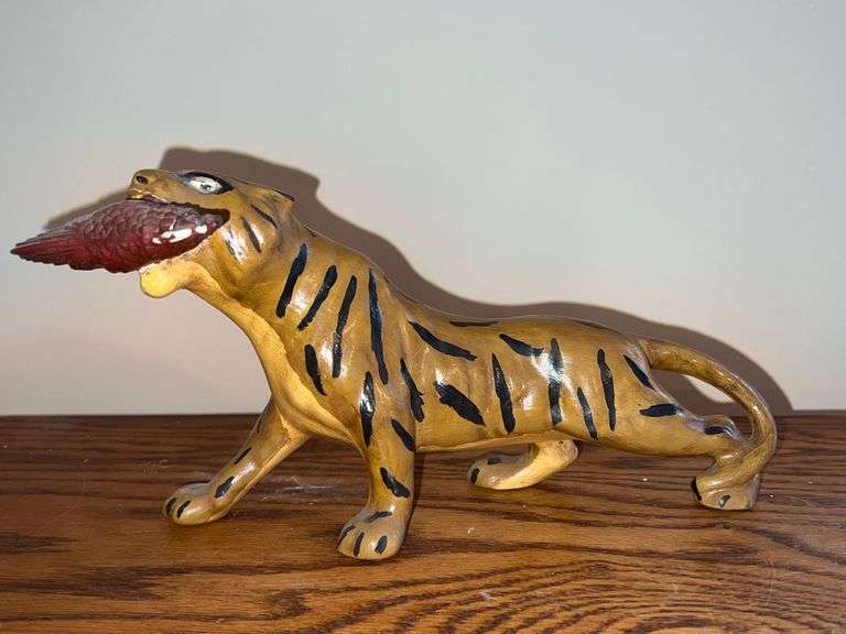 Tiger figurine Auction Services LTD