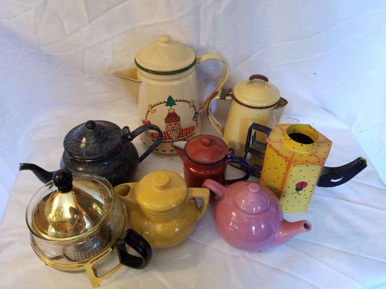 Misc teapots Auction Services LTD
