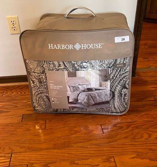 King Size Bed Set Auction Services LTD