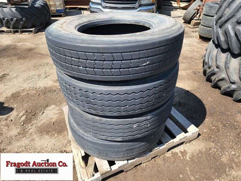 (4) Mixed 295/75R22.5 Tires, General, 2 Bridgestone, and Firestone