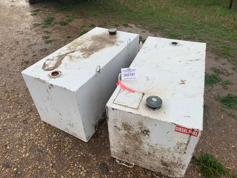 (2) 100 Gallon Portable Fuel Tanks Gavel Roads Online Auctions