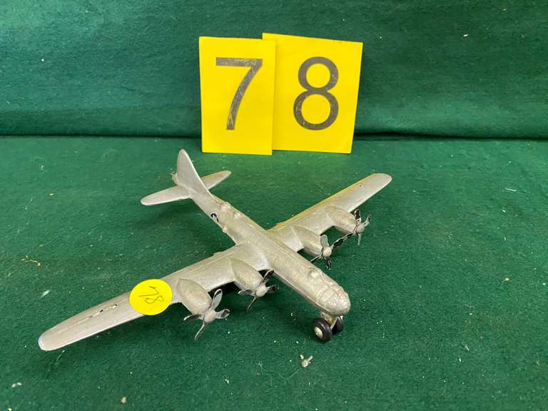 DieCast Airplane Gavel Roads Online Auctions