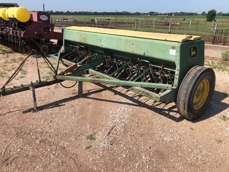 John Deere Grain Drill Gavel Roads Online Auctions