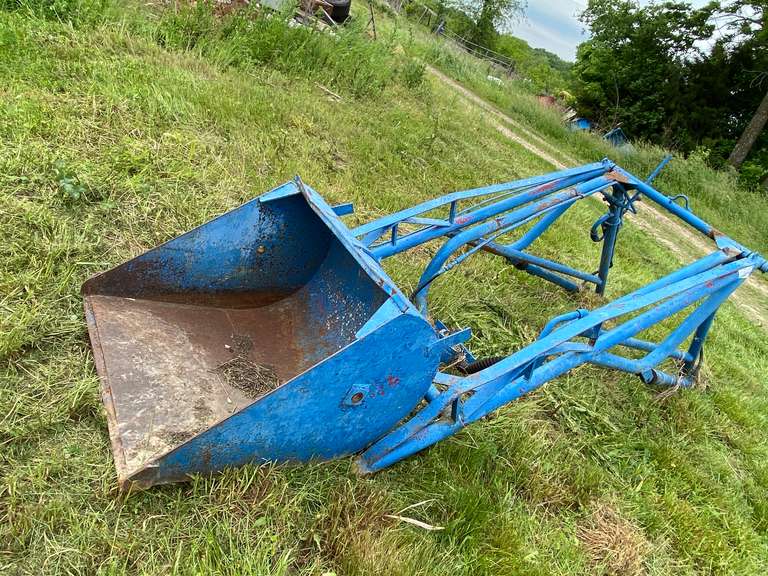 Ford 9N Tractor Frame, Controls & Bucket Gavel Roads Online Auctions