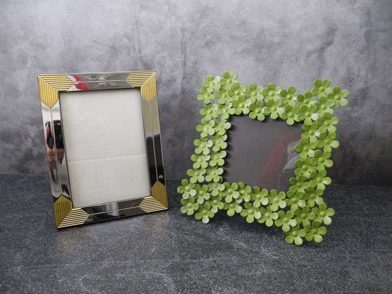 Lot of 2 Nice Frames GC5 Auctions