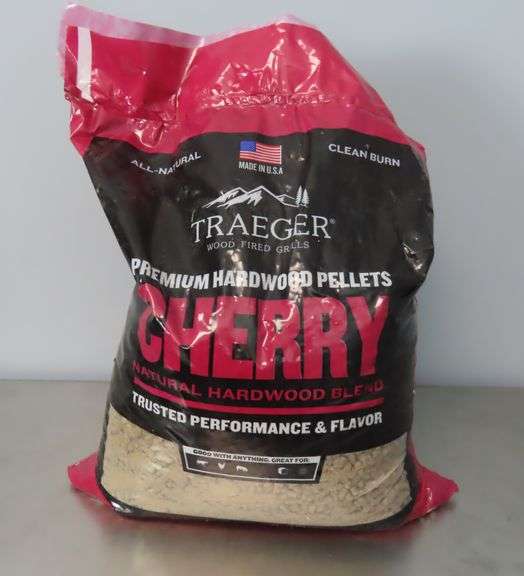 New 20lb Bag of Traeger Cherry Pellets GC5 Auctions