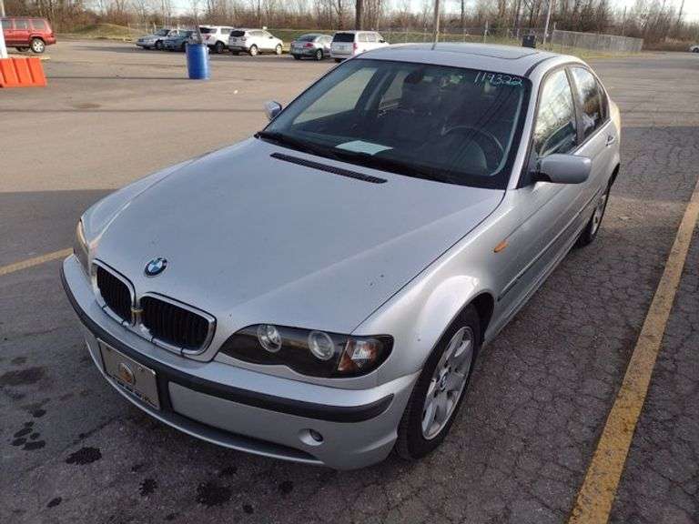 2003 BMW 325i - Greater Detroit Auto Auction