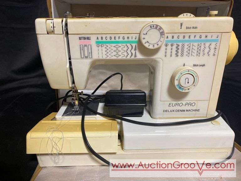 EuroPro 1262 Sewing Machine Includes case, foot pedal. Designed for