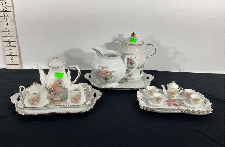 Floral hand painted Winrose Collection china tea set Hash Auctions
