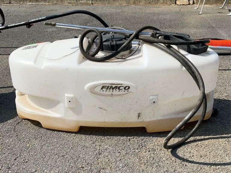 Fimco 25gal. poly tank sprayer w/ wand and hose attachment, does still