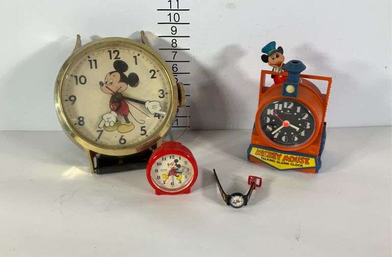 Lot of 4 Vintage Mickey Mouse clocks and watch. Hash Auctions