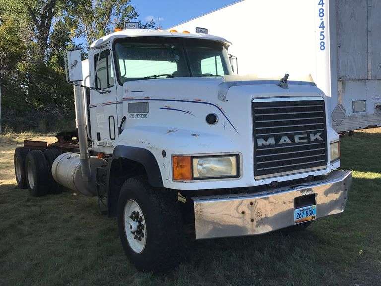 1999 Mack Semi Truck Integrity Auctioneers
