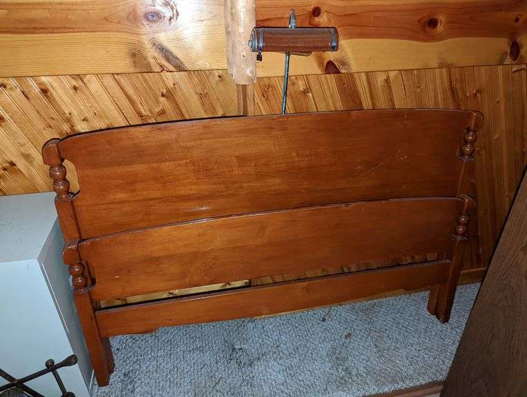 FULL SIZE WOOD HEADBOARD FOOTBOARD & RAILS Isabell Auction
