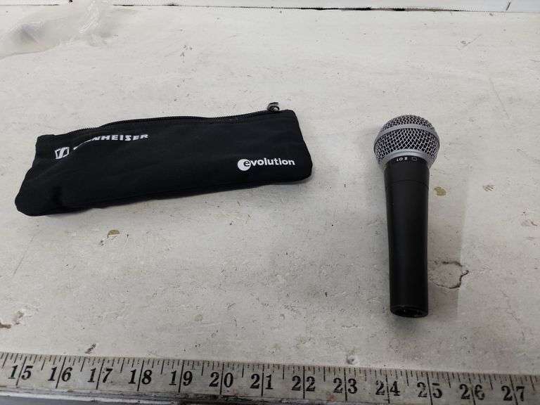 SHURE MICROPHONE & SENNHEISER POUCH Isabell Auction