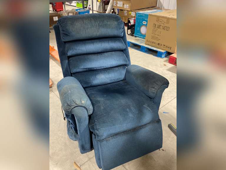 Medical Lift Assist Chair Jardine Auctioneers