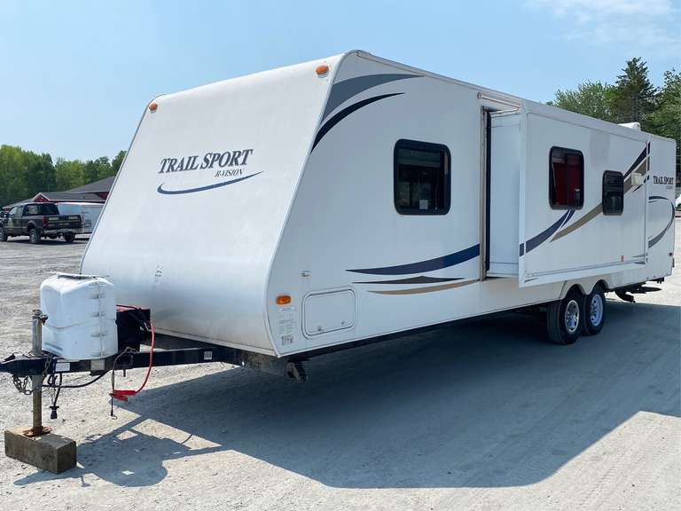 2011 RVision Trail Sport 27QBSS Jardine Auctioneers