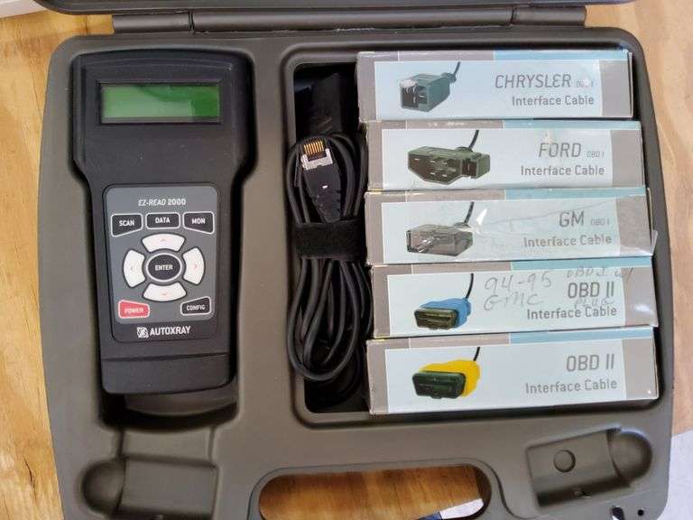 Autoxray EZ Read 2000 w/Chrysler, Ford, GM Interface Cables J&J