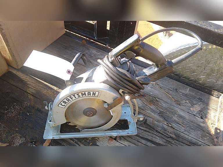 CRAFTSMAN 7 1/4” WORM DRIVE SAW Jeff Martin Auctioneers, Inc. CRAFTSMAN 7 1/4” WORM DRIVE SAW Jeff Martin Auctioneers, Inc.