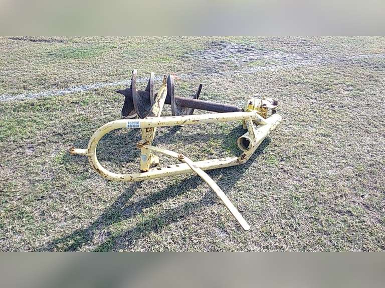 3 POINT HITCH AUGER, W/ 18" BIT Jeff Martin Auctioneers, Inc.