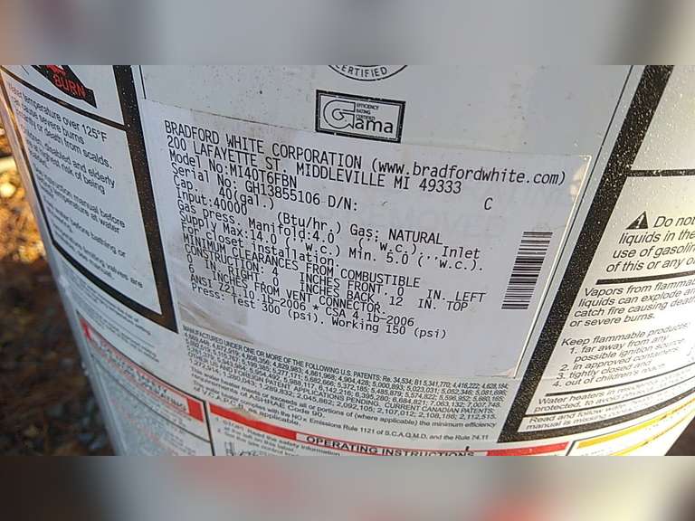 BRADFORD WHITE DEFENDER MI40T6FBN SN GH1385106 NATURAL GAS WATER